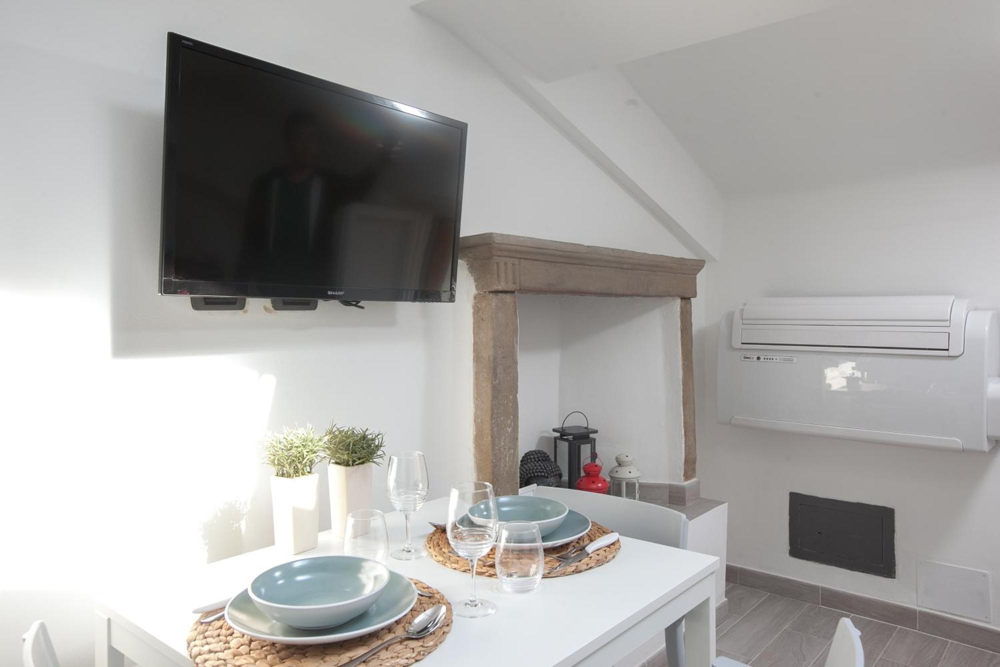 Amazing And New Penthouse In City Center Milan Exterior photo